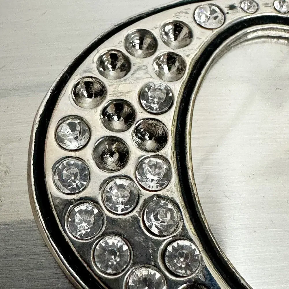 Rhinestone Studded O Letter Initial Monogram Silver Tone Belt Buckle